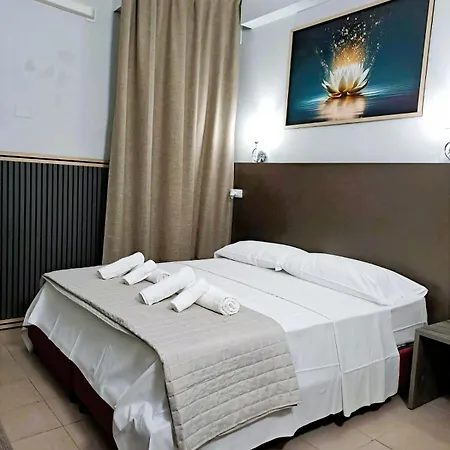 Modena Hotel ホテル モデナ